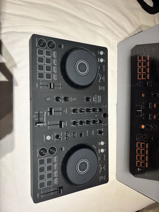 Mesa de dj DDj flx 4