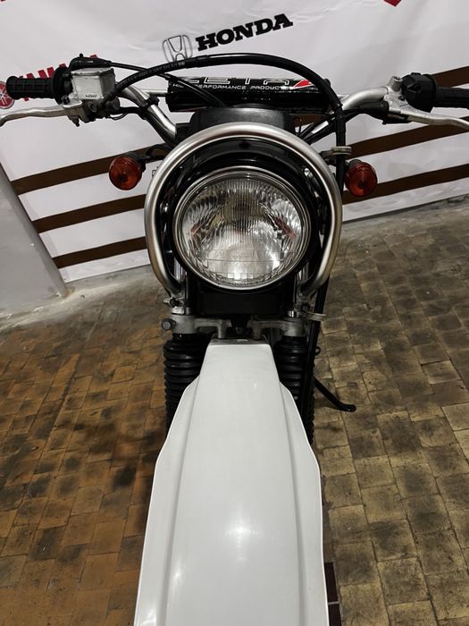 Продам Suzuki Djebel