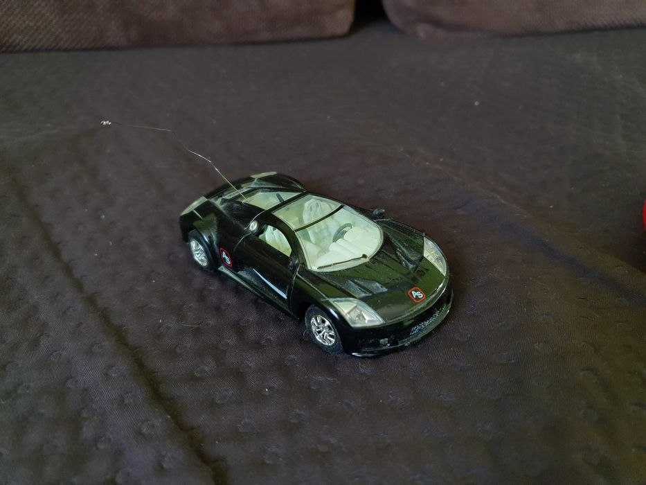 Samochód sterowany na radio