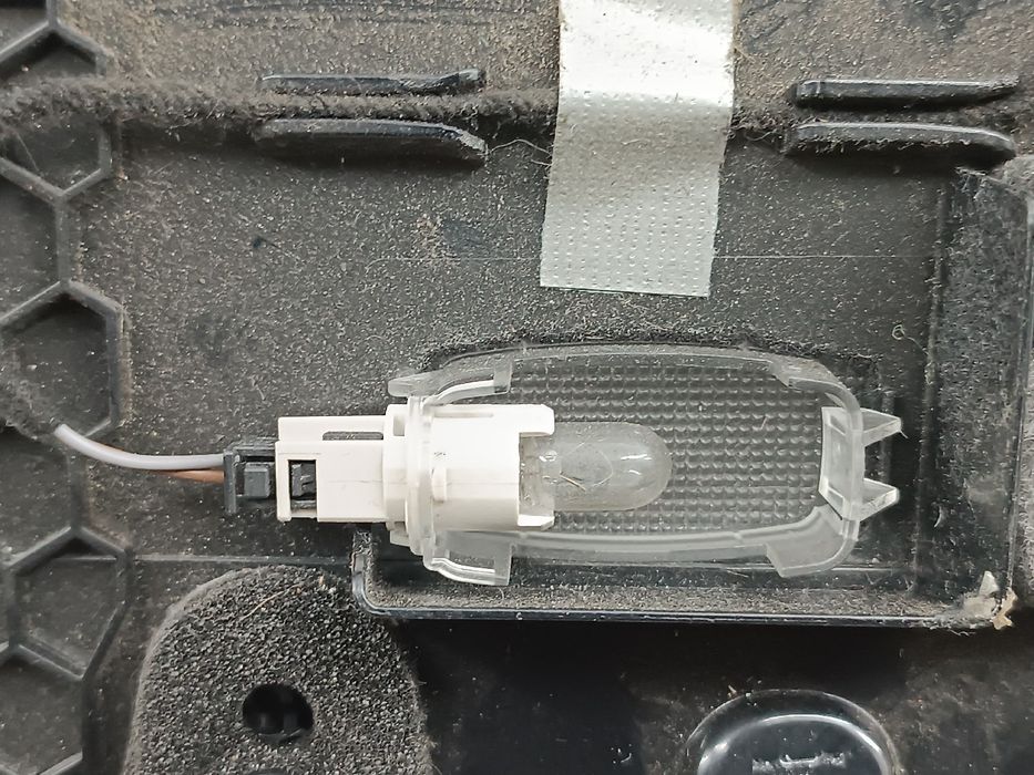 Porta luvas - mercedes-benz c-class (w204) | 07 - 15