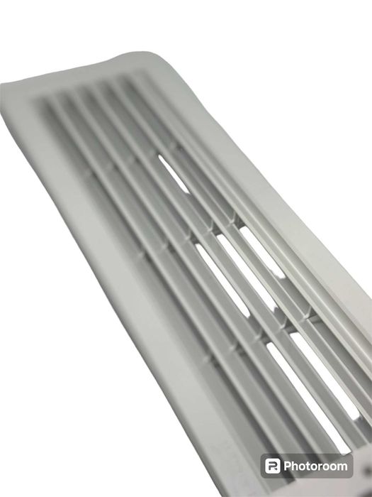 Kratka wentylacyjna do drzwi biała 37x13cm kod 611