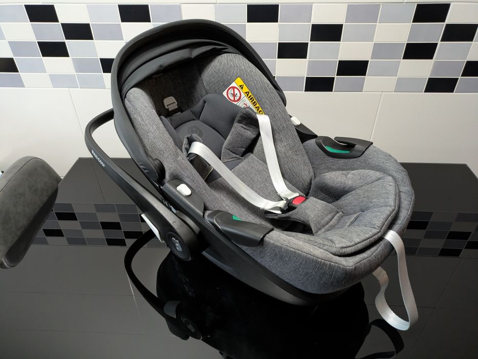 Cadeira Auto/Ovo Maxi-Cosi Pebble 360 Pro + Base FamilyFix 360 Pro