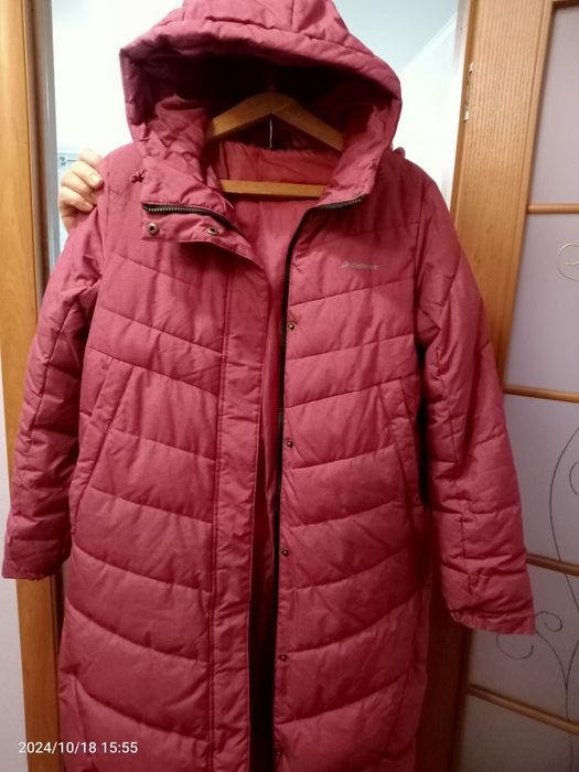 Жіноче пальто зимове.