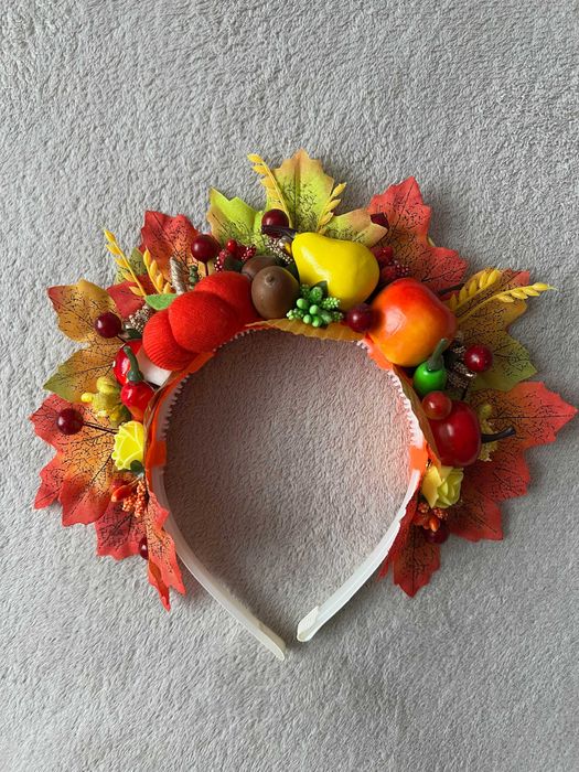 Святковий осінній обруч, день осені, ручна робота
