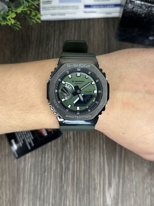 З гарантією / Новий оригінальний Casio G-Shock GM-2100B-3A