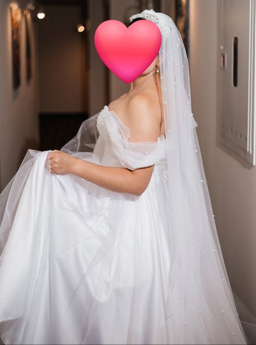 Весільна сукня +фата