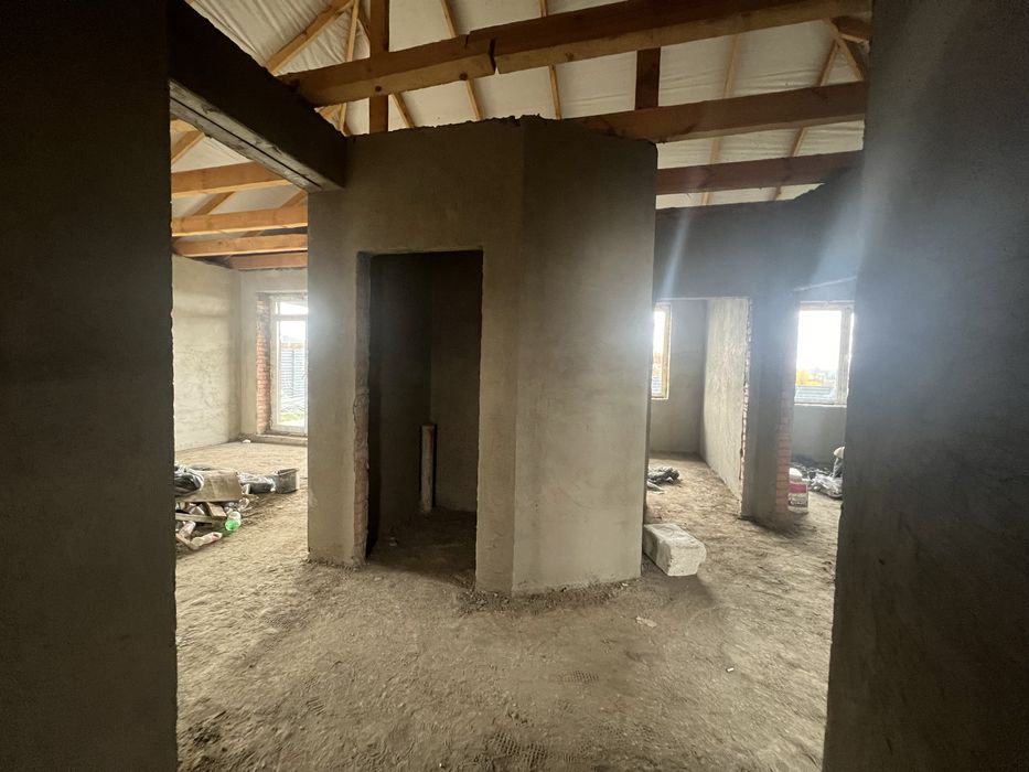 Продам будинок Зарванцях