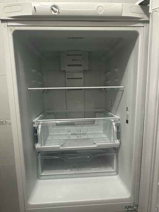 Frigorifico combinado Indesit