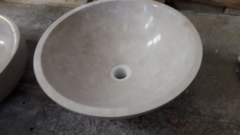 Pia em marmore ou lavatorios em pedra