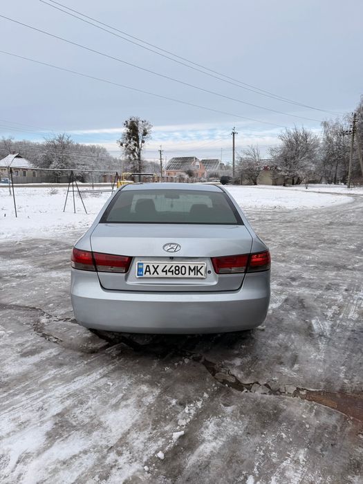 Продам Hyundai Sonata 2.0 газ/бензин