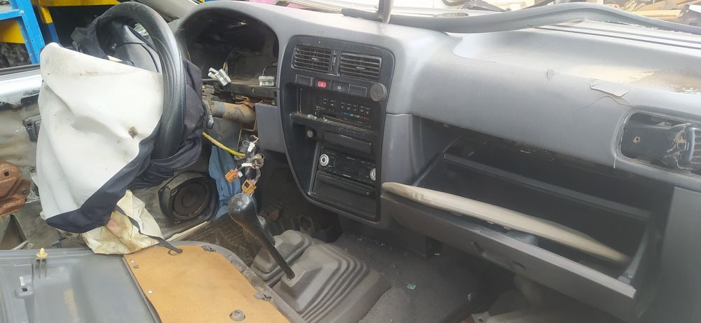 Nissan Navara D22
