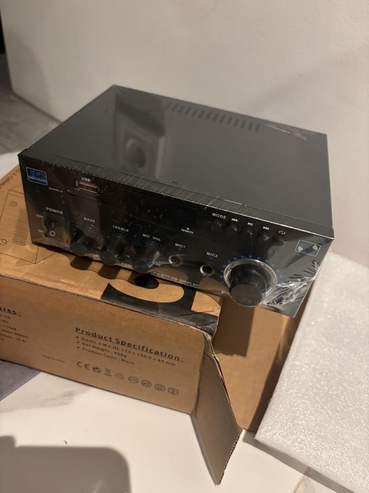 Amplituner odtwarzacz  muzyczny