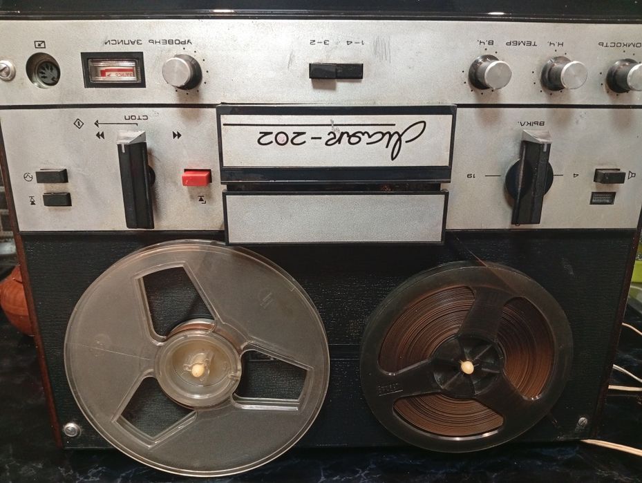 Магнітофон Маяк 202