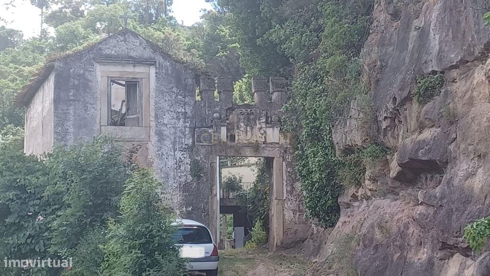 Vendo Quinta em Coimbra