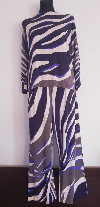 Nowe bez metki spodnie damskie z wysokim stanem marki  Top Vintage