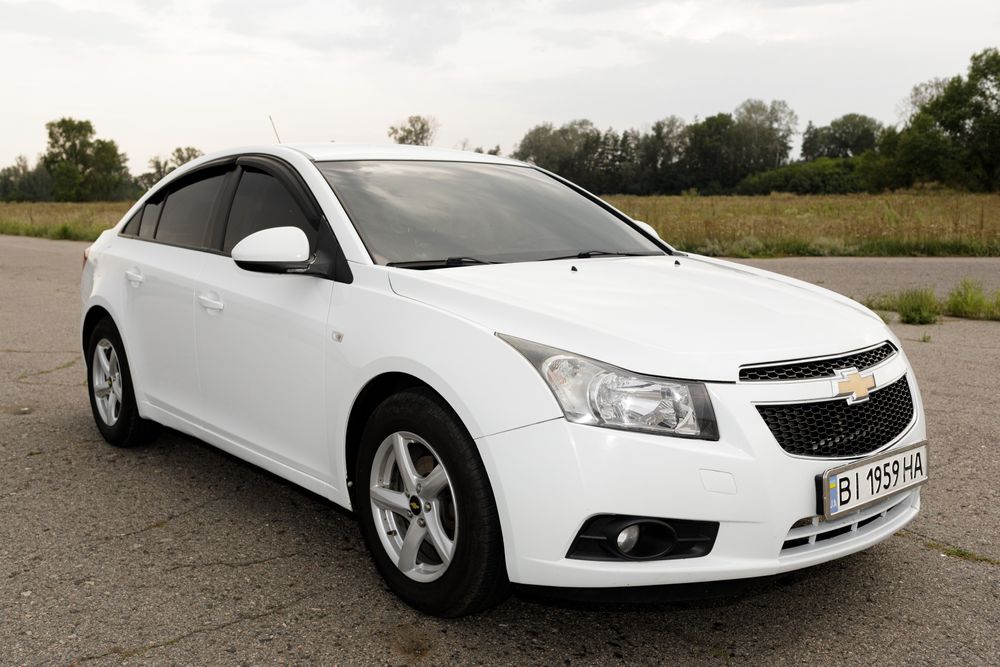 Chevrolet Cruze  2012