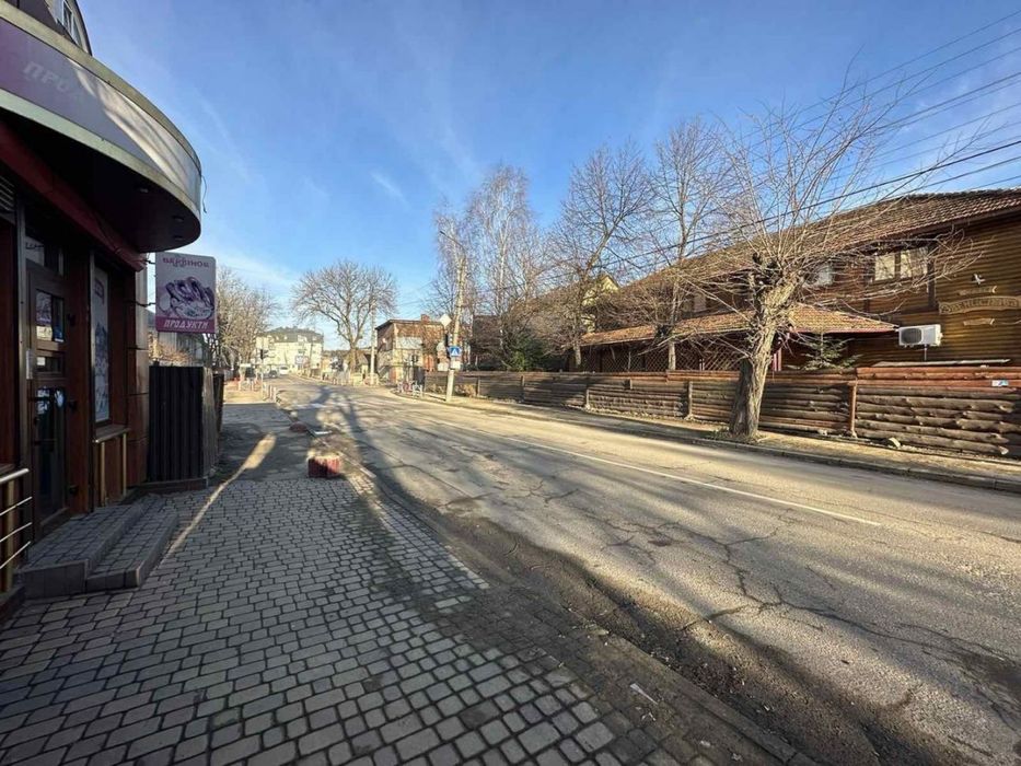 Продам комерційне приміщення по вул.Петлюри