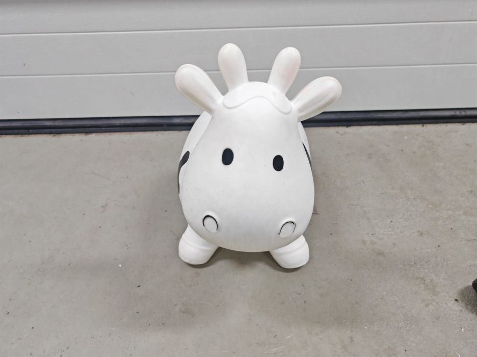 Skoczek krowa dla dzieci