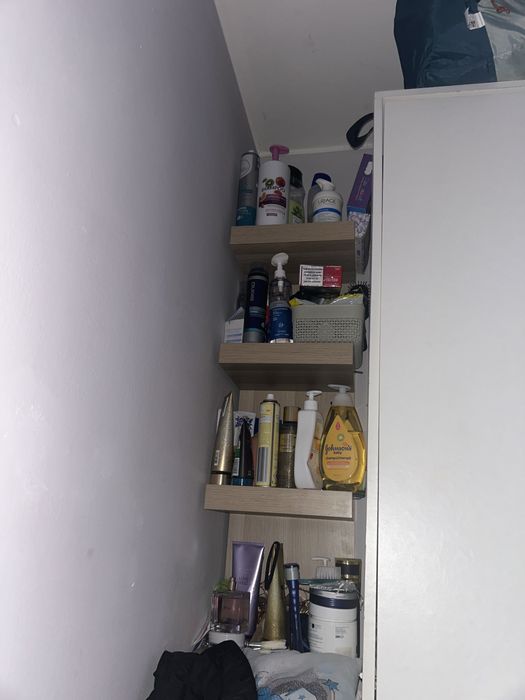 Estante ikeia seminova