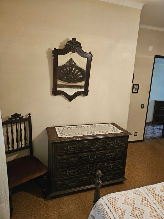 Mobília de quarto antiga