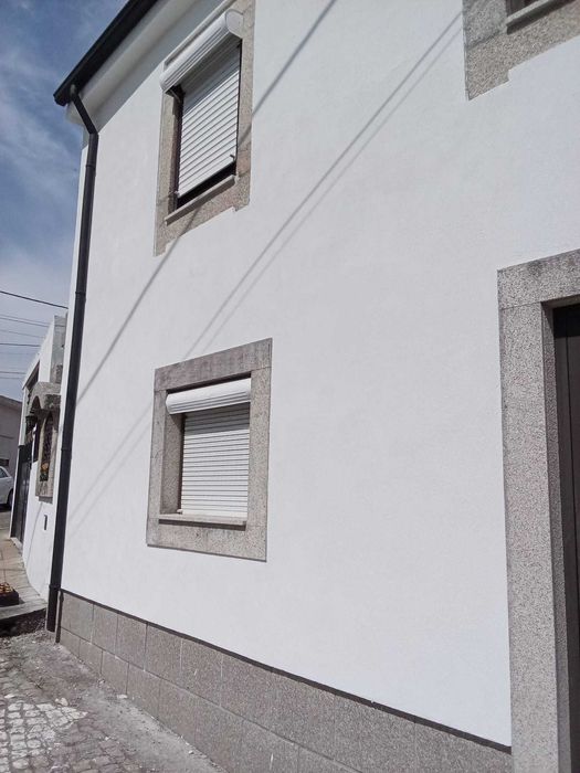 Reparaçao de telhado papel parede barramento pladur -pintura - etc.