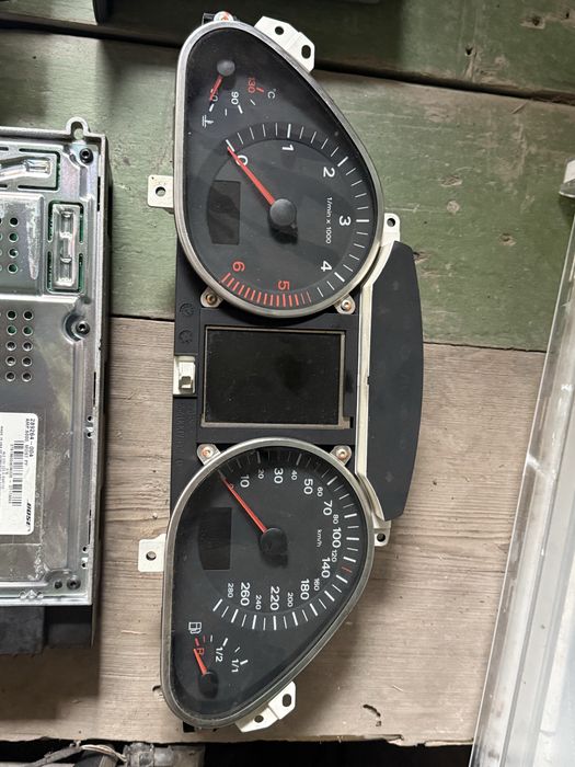 Элементы салона Ауди Q7 (руль,дефлекторы,приборка,климат)