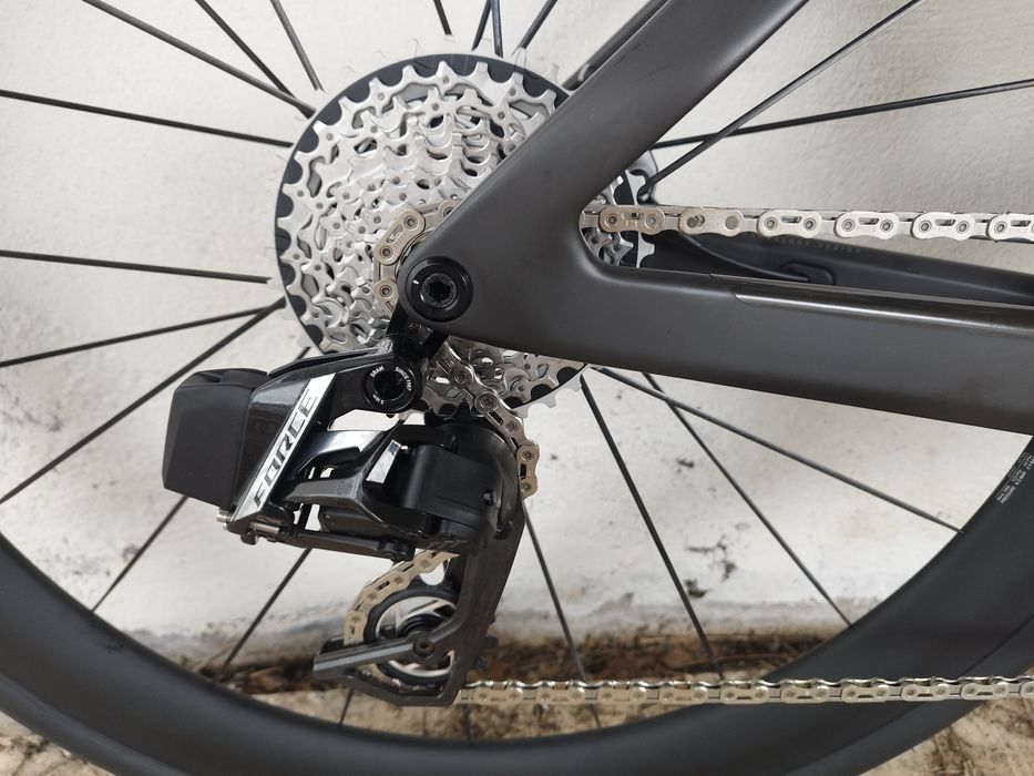 Scott Foill RC 10 (grupo SRAM Force novo com potencia)