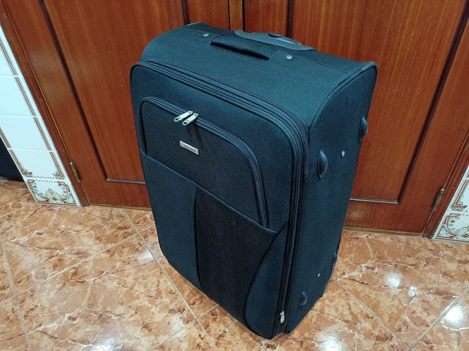 Mala malas de porão até 23 kg viagem casa quarto apartamento vivenda carro.