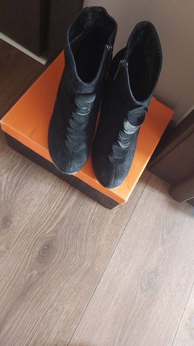 Взуття Черевички