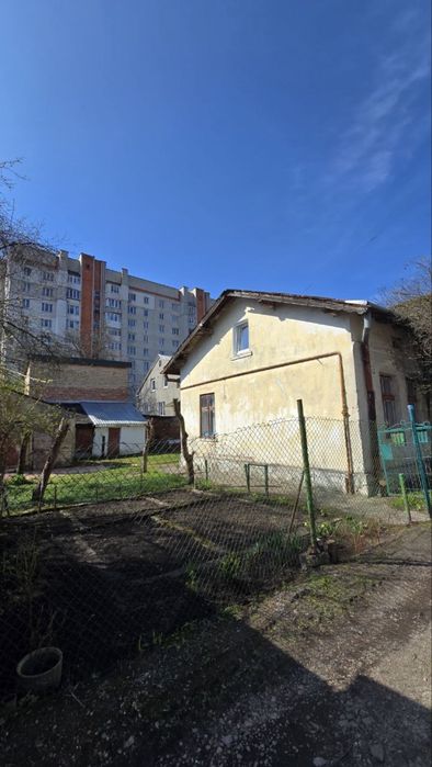 Продаж будинку Вул.Кульпарківська  - Пустомитівська