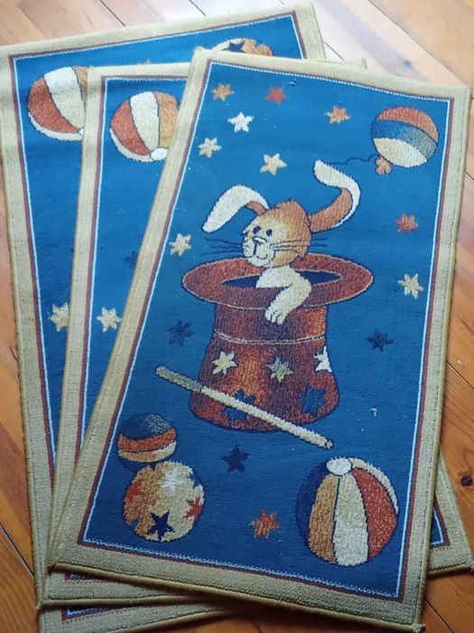 Tapetes de quarto de menino