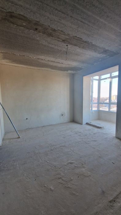 3 кімнатна на Нац Гвардії, Паркове містечко