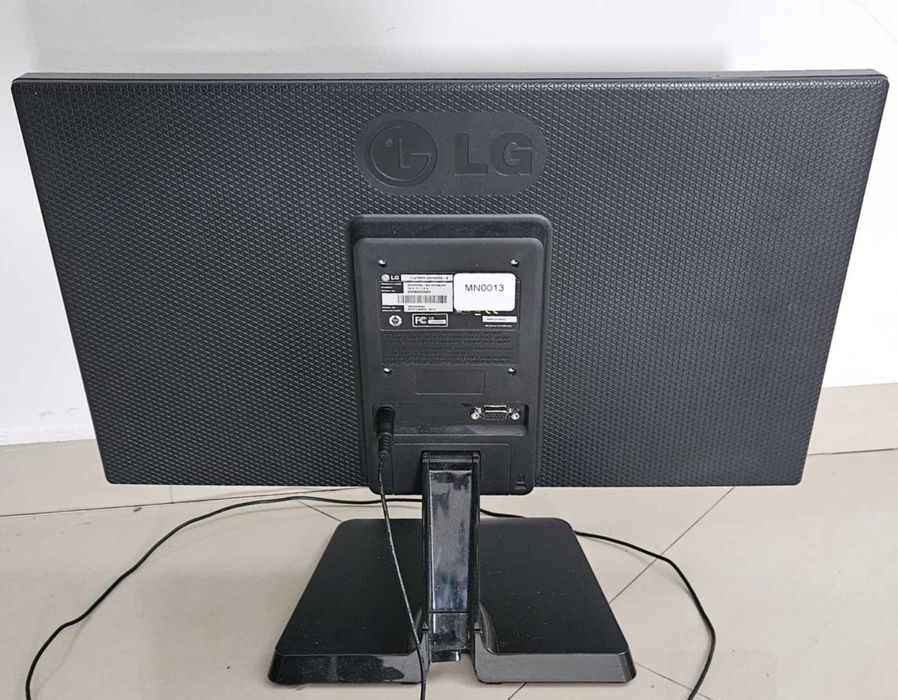 Monitor LG Flatron 20EN33SS - B