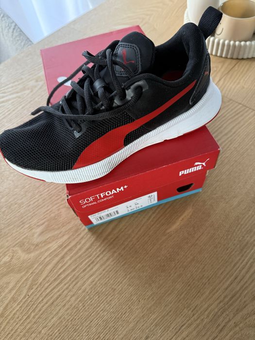 Buty Puma rozm. 36 czarne czerwone Flyer Runner Jr