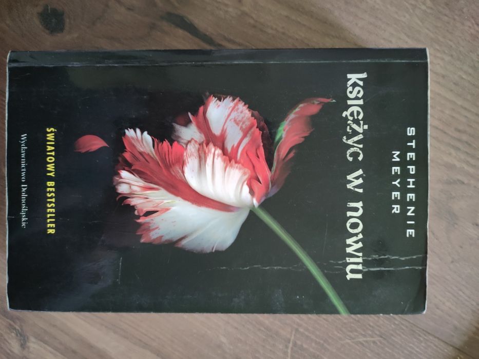 Księżyc w nowiu - Stephenie Meyer