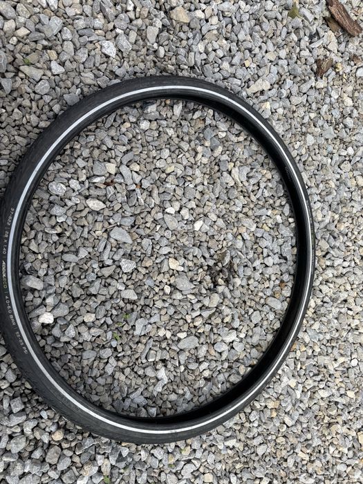 Opona rowerowa Schwalbe Marathon green guard