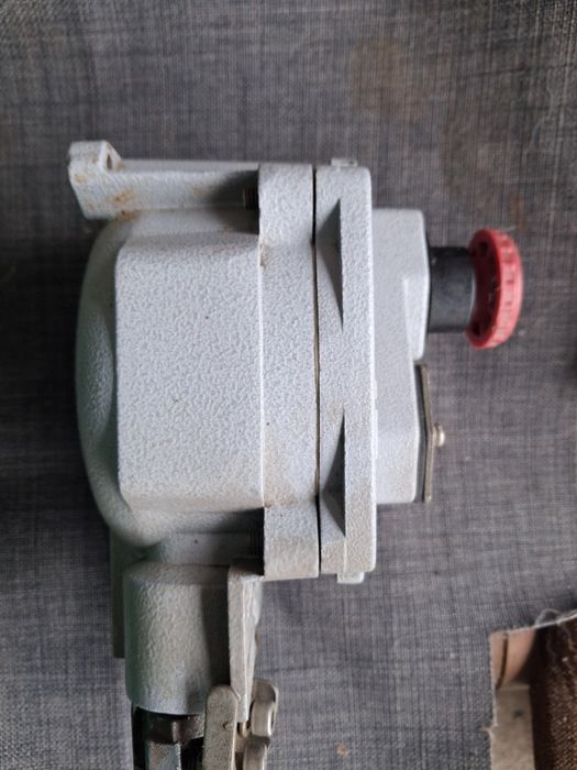 Кнопковий пост керування типу ПВК.