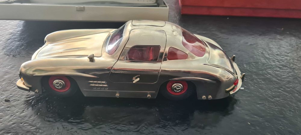 Brinquedo antigo Marklin 1952 Mercedes 300SL Gol Wing  na caixa orig !