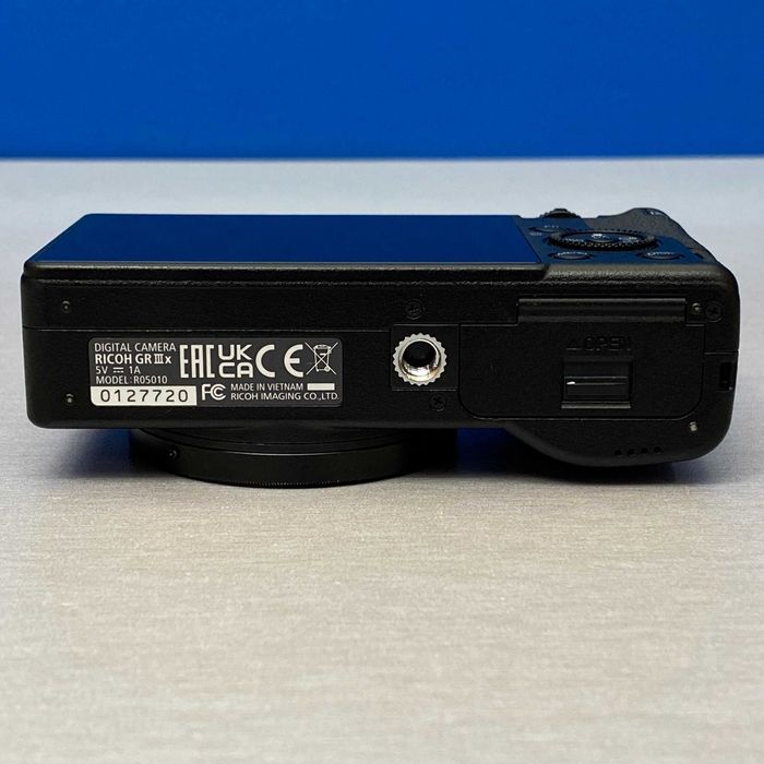 RICOH GR IIIx (24.2MP)