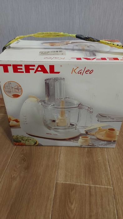 Продам кухонный комбайн