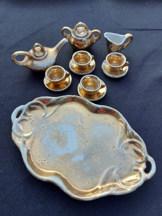 Conjunto de chá em miniatura, Cmielow da  Polónia