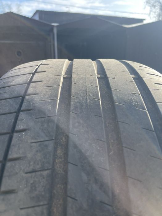 Продам літні шини Falken