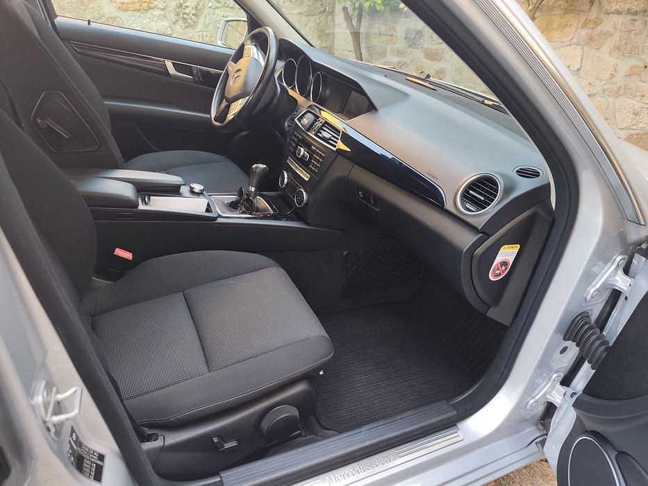 Mercedes-Benz C 180 Diesel — 115.000 km comprováveis | Excelente estado