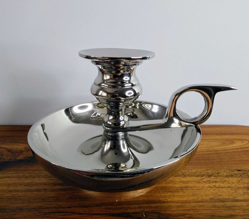 Klasyczny stylowy świecznik z uchwytem niklowany