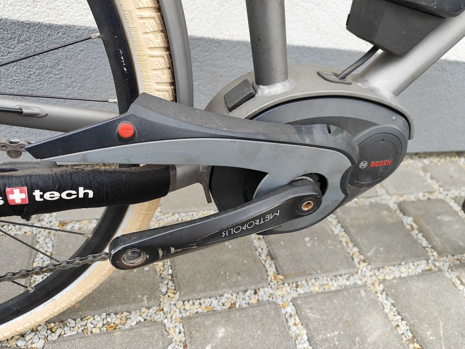 CRESTA ebike bosche deore lx 23'' bateria 500