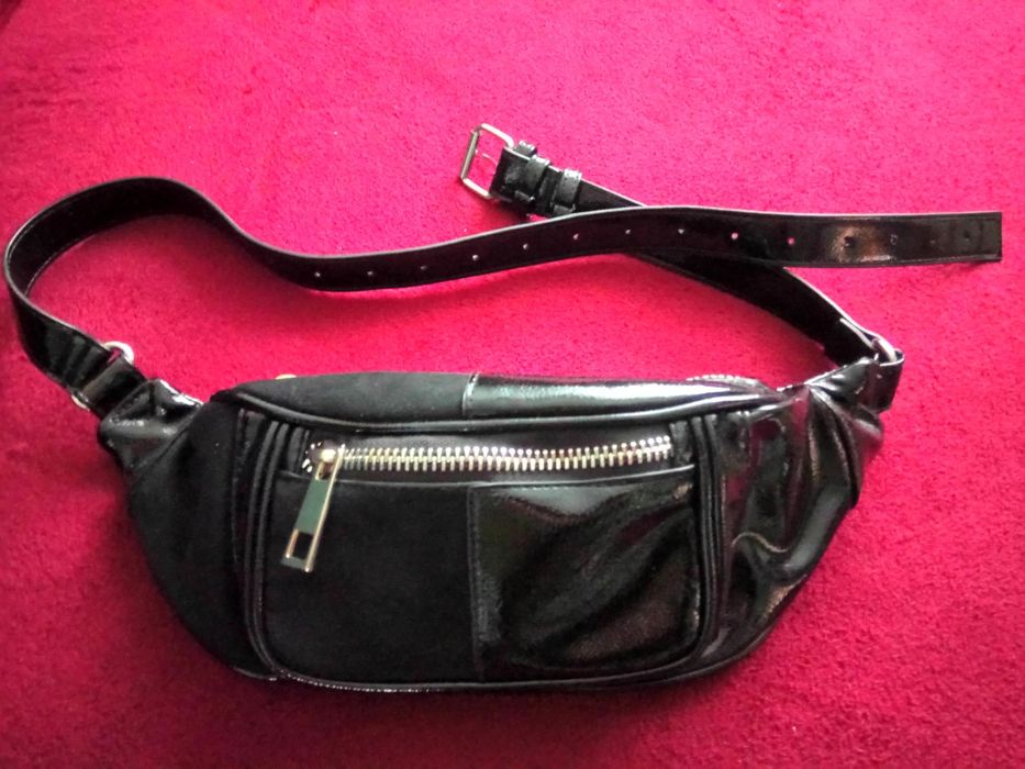 Nerka Bershka czarna