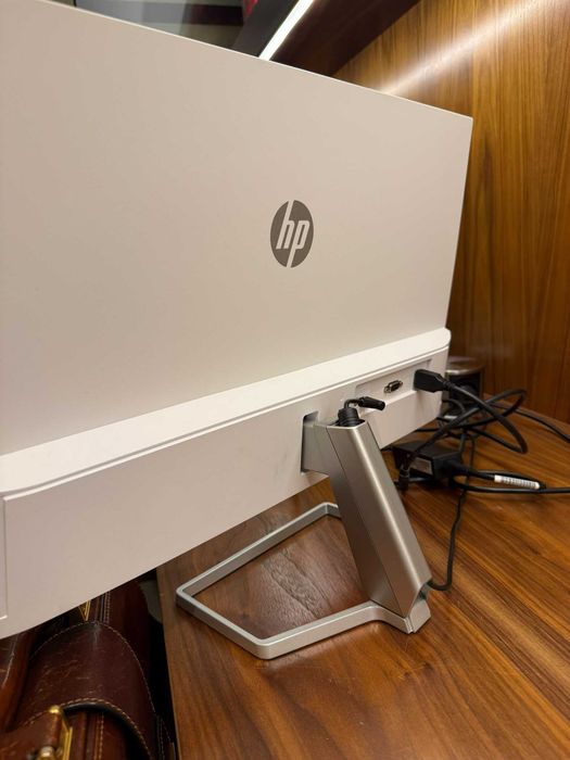 Monitor HP M24fw 23,8” Full HD IPS – Excelente Estado