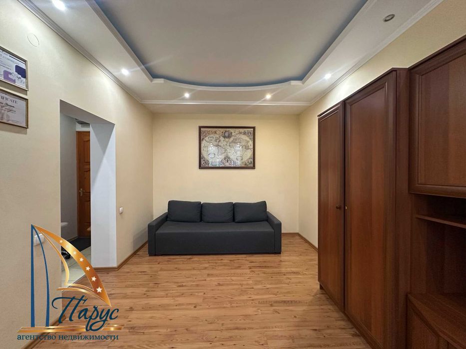 1-кімнатна на Маяковського сталінка 3/4 пов.