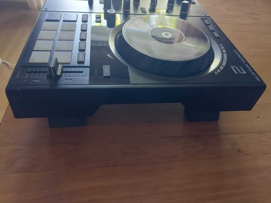 Controladora DJ Hercules Inpulse 500