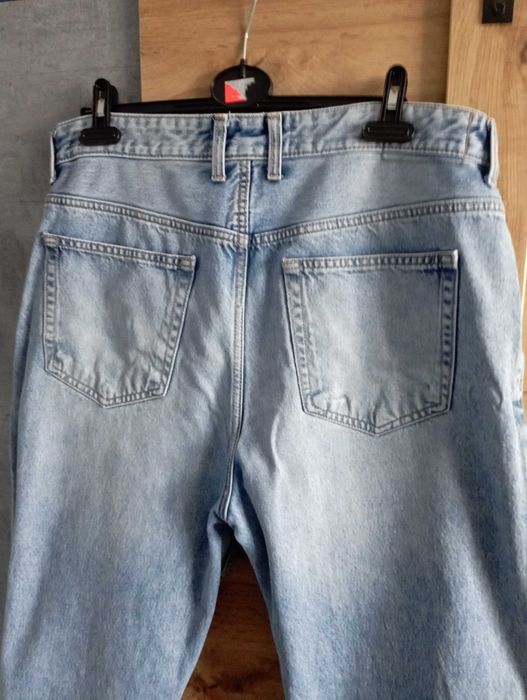 Spodnie męskie Bershka 44
